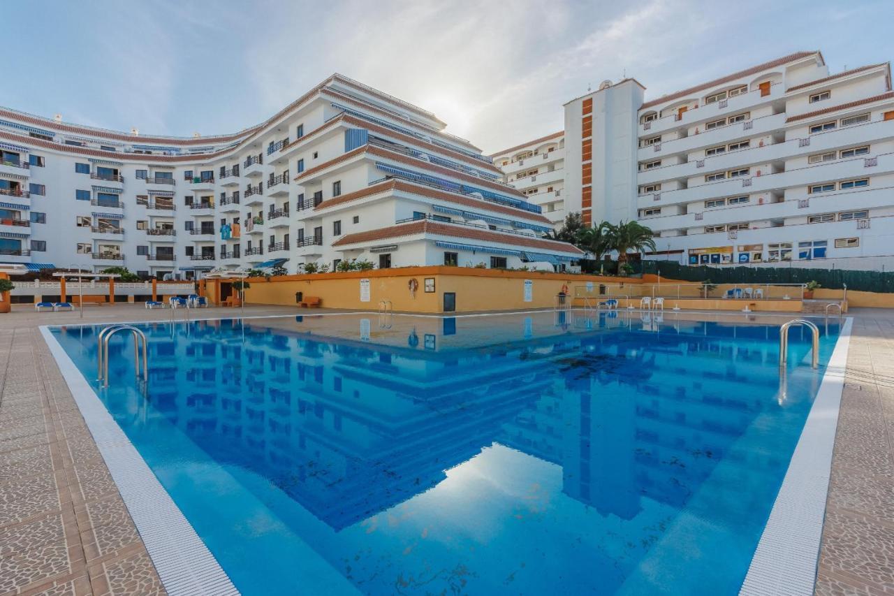 Seguro Spacious Apartment With Roomy Terrace Puerto de Santiago  Buitenkant foto